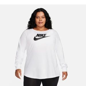 Nike Sportswear Club Women's Long-Sleeve T-Shirt (Plus Size)